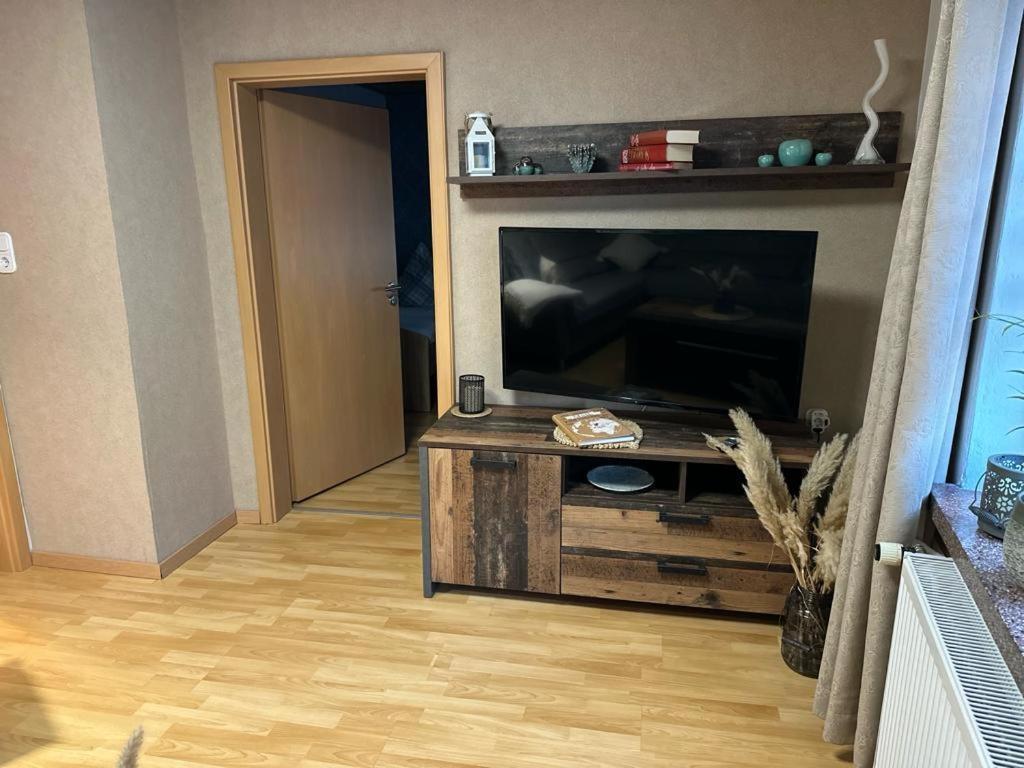 Christels Ferienwohnung 2 In Thale Mit Ueberdachter Terrasse, Kueche Mit Tv & Geschirrspueler Exterior foto